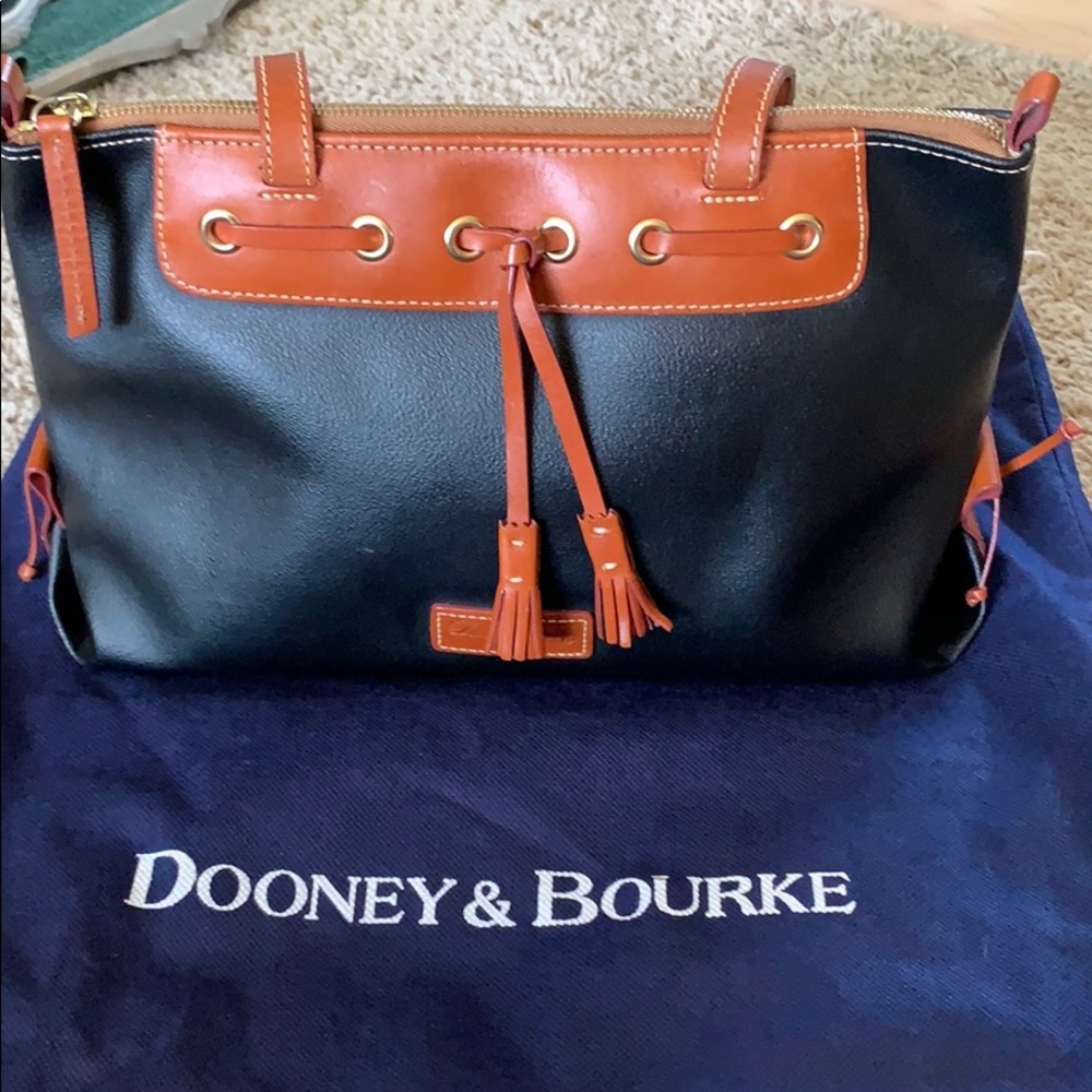 Dooney &Bourke handbag